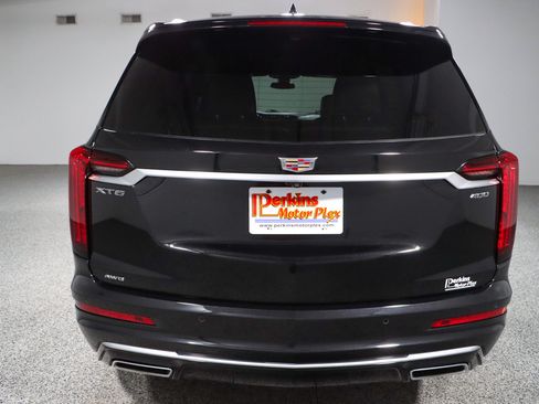 Used 2024 Cadillac XT6 Premium Luxury AWD/4WD image 8