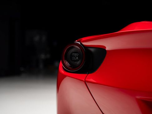 Used 2019 Ferrari Portofino RWD image 31