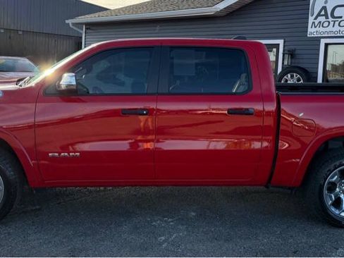 Used 2025 RAM 1500 Big Horn AWD/4WD image 2