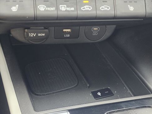 Used 2025 Hyundai Elantra Limited w/ Cargo Package image 21