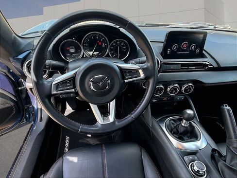Used 2019 MAZDA MX-5 Miata RF Grand Touring RWD image 13