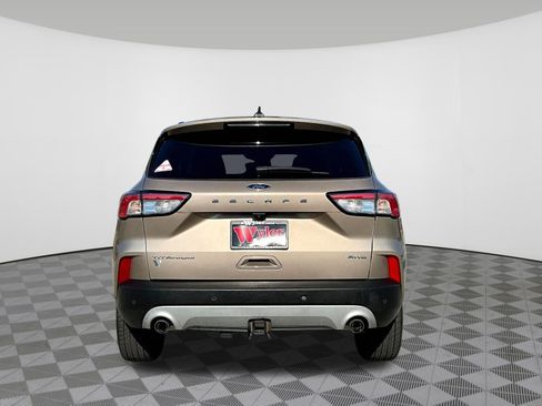 Used 2021 Ford Escape Titanium w/ Class II Trailer Tow Package AWD/4WD image 5