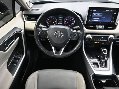 Used 2019 Toyota RAV4 XLE Premium w/ Cold Weather Package image 12