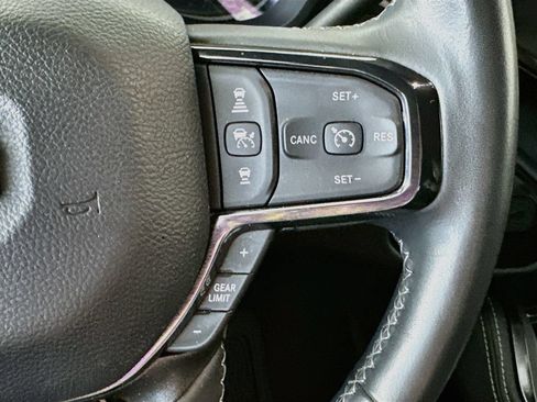 Used 2024 RAM 2500 Limited AWD/4WD image 27