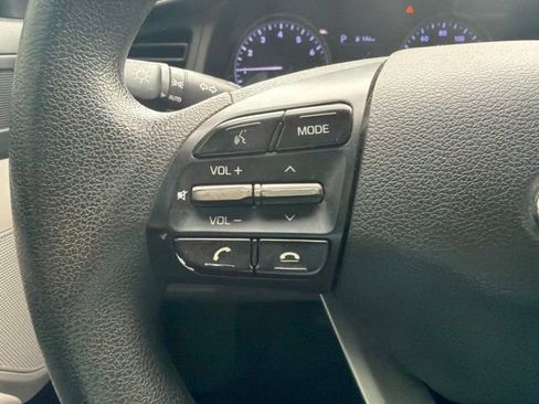 Used 2019 Hyundai Elantra SEL FWD image 38