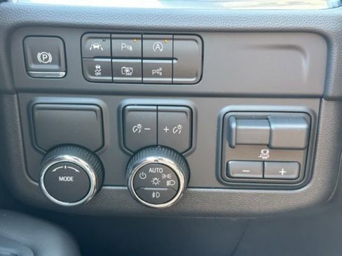 New 2026 Chevrolet Tahoe Premier image 18