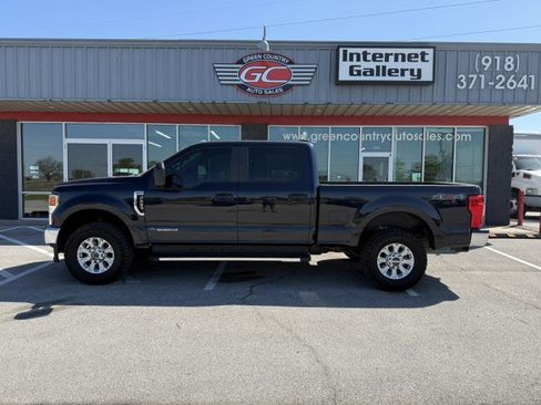 Used 2021 Ford F250 XL w/ STX Appearance Package image 10