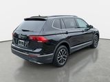 Used 2021 Volkswagen Tiguan SE image 5