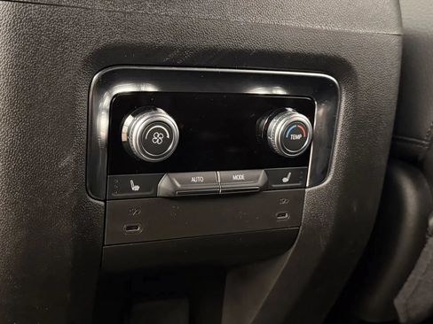 Used 2026 GMC Yukon XL Denali w/ Sun & Power Step Package AWD/4WD image 36