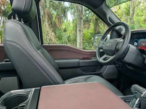 Used 2022 Ford F150 Lariat AWD/4WD image 17