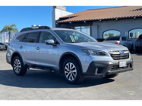 Certified 2022 Subaru Outback Premium image 8