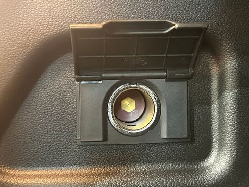 Used 2023 Hyundai Tucson Limited image 33