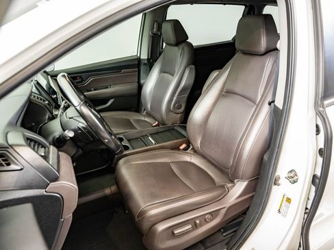 Used 2019 Honda Odyssey EX-L image 24
