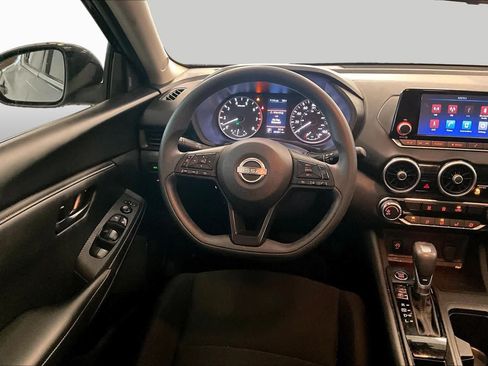 Used 2024 Nissan Sentra S FWD image 15