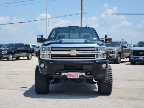 Used 2017 Chevrolet Silverado 3500 High Country w/ Duramax Plus Package AWD/4WD image 2