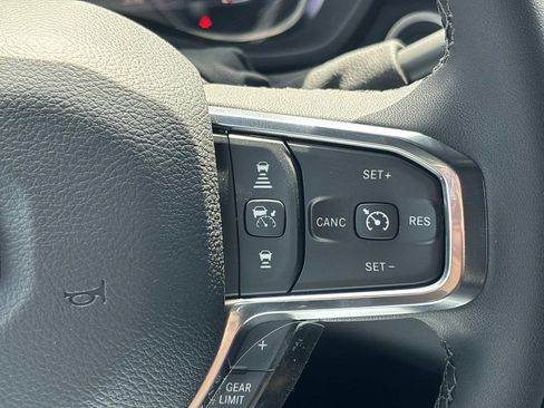 New 2026 RAM 2500 Laramie AWD/4WD image 21