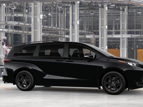 New 2026 Toyota Sienna XLE Woodland Edition AWD/4WD image 25