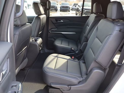 New 2026 Chevrolet Traverse LT w/ Driver Confidence Package image 38