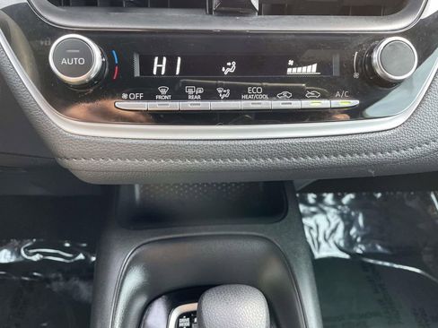 Used 2024 Toyota Corolla Sedan w/ SE Convenience Package image 41