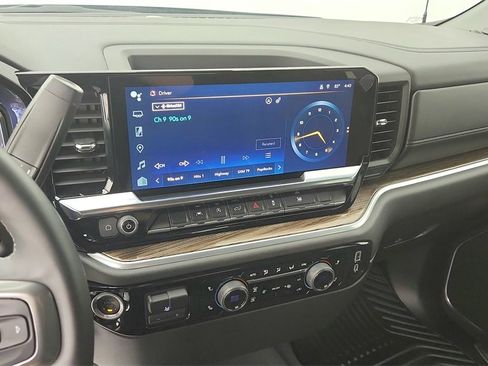 Certified 2025 Chevrolet Silverado 1500 LT image 21