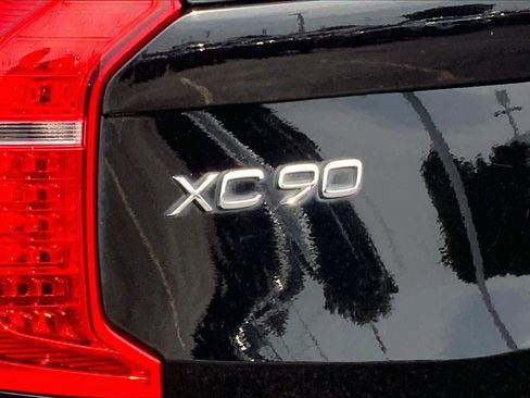 Used 2021 Volvo XC90 T6 Inscription w/ Protection Package Premier AWD/4WD image 10
