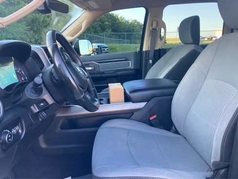 Used 2019 RAM 3500 Big Horn AWD/4WD image 3