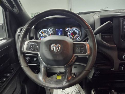 Used 2022 RAM 2500 Tradesman w/ Chrome Appearance Group AWD/4WD image 11
