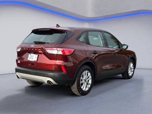 Used 2021 Ford Escape S image 10