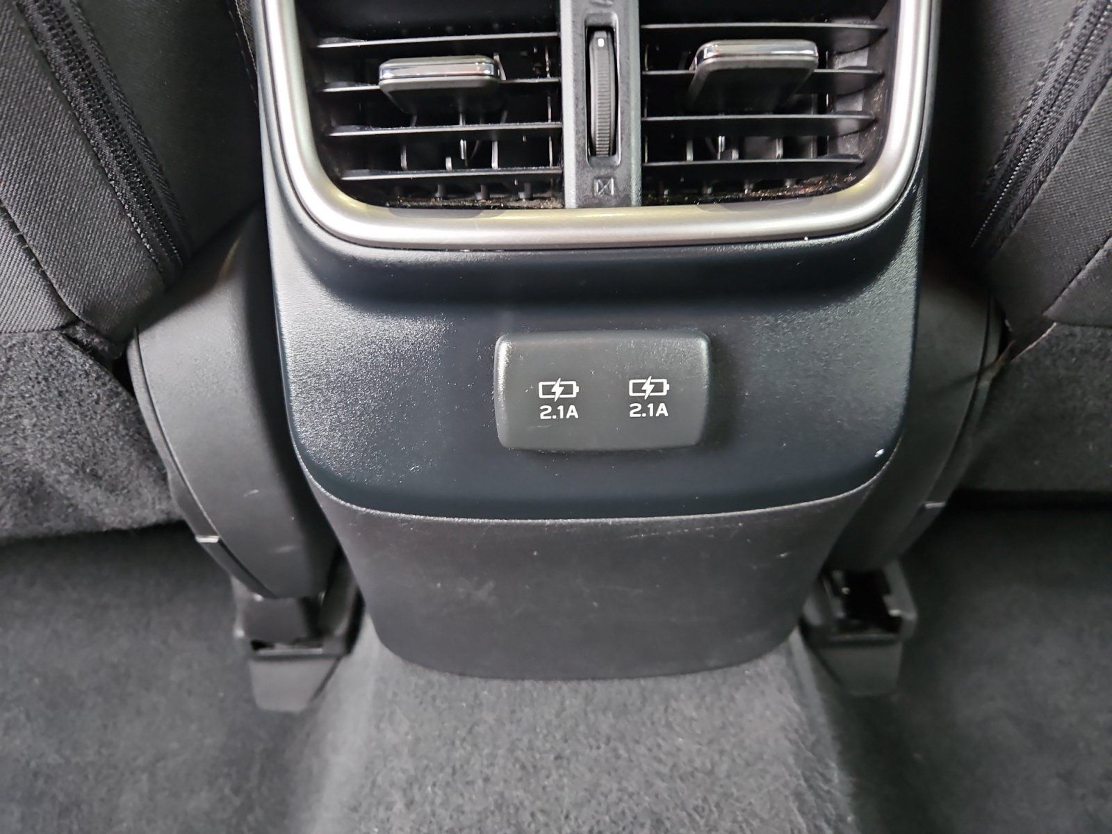 Used 2022 Subaru Outback Premium AWD/4WD image 13