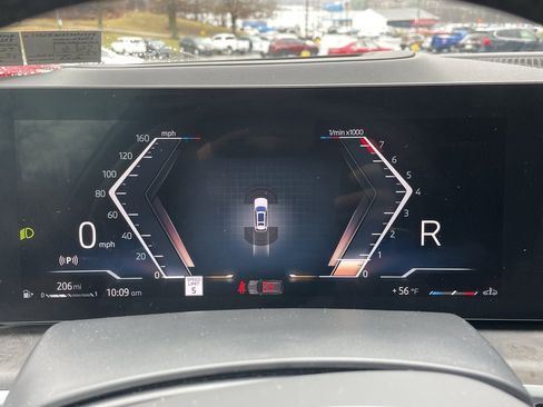 Used 2025 BMW X7 xDrive40i w/ M Sport Package image 59