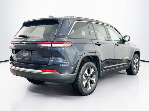 Used 2023 Jeep Grand Cherokee 4WD 4xe image 9