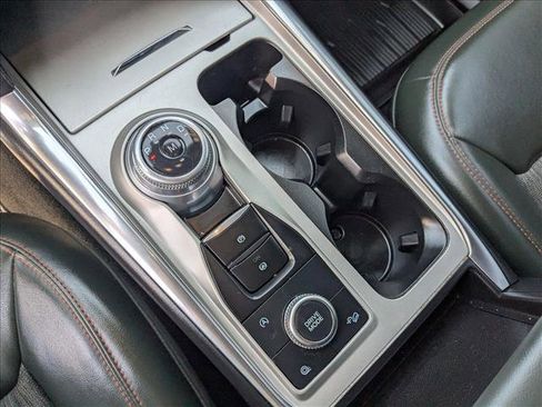 Used 2023 Ford Explorer Timberline image 11