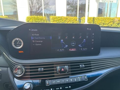 Used 2021 Lexus LS 500 F Sport w/ Accessory Package (Z2) image 8