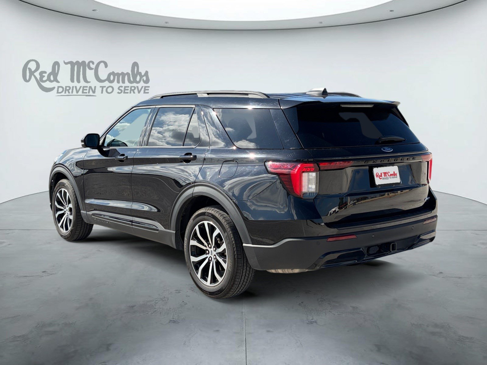 Used 2026 Ford Explorer ST-Line AWD/4WD image 7