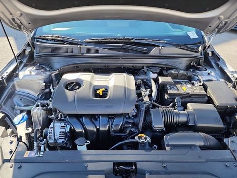 Used 2023 Kia Forte LXS w/ LXS Technology Package image 22