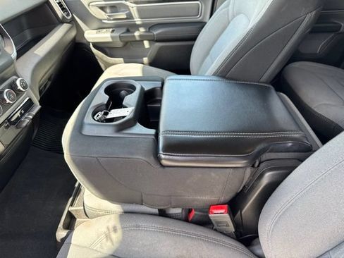 Used 2020 RAM 1500 Big Horn AWD/4WD image 16