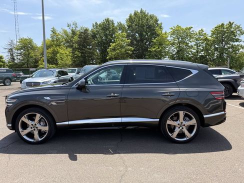 Used 2024 Genesis GV80 3.5T w/ Prestige Package AWD/4WD image 2