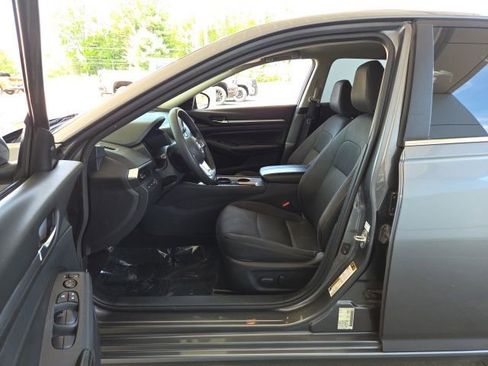 Used 2022 Nissan Altima 2.5 SV FWD image 23