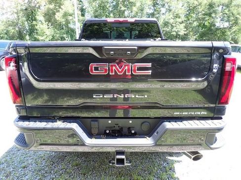 Used 2025 GMC Sierra 2500 Denali w/ LPO, GMC Protection Package AWD/4WD image 4