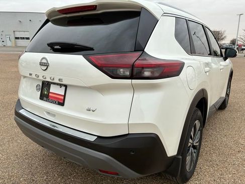 Certified 2023 Nissan Rogue SV FWD image 5