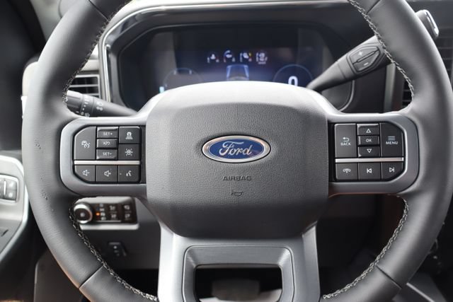 New 2026 Ford F350 Lariat w/ Lariat Premium Package AWD/4WD image 13