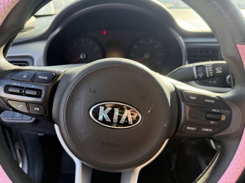 Certified 2020 Kia Rio S image 8