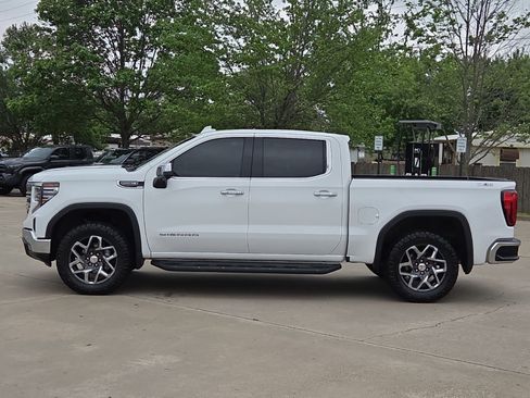 Used 2024 GMC Sierra 1500 SLT w/ SLT Premium Plus Package image 3