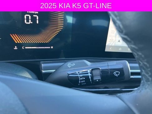 Used 2025 Kia K5 GT-Line image 33