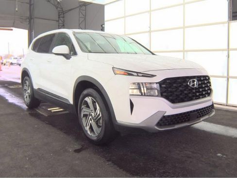 Used 2023 Hyundai Santa Fe SE FWD image 4
