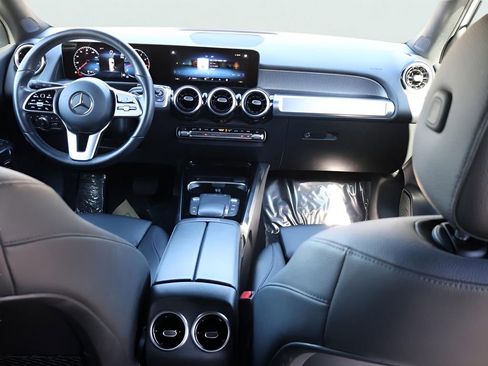 Used 2023 Mercedes-Benz GLB 250 4MATIC image 13