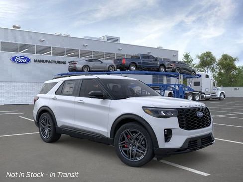 New 2026 Ford Explorer ST RWD image 7