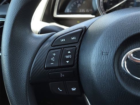 Used 2018 Toyota Yaris iA image 20