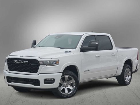 Used 2026 RAM 1500 4x4 Crew Cab image 1