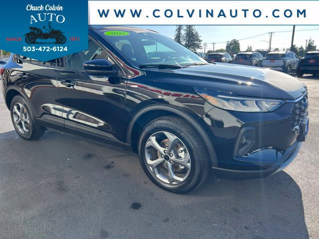 Used 2025 Ford Escape ST-Line Select AWD/4WD image 4